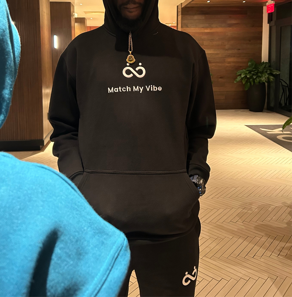 "Match your vibe" - Hoodie